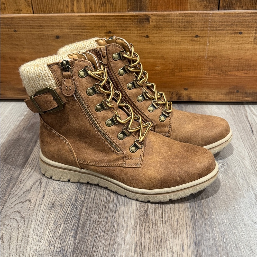 NWT Cliffs boots Brown size 8.5